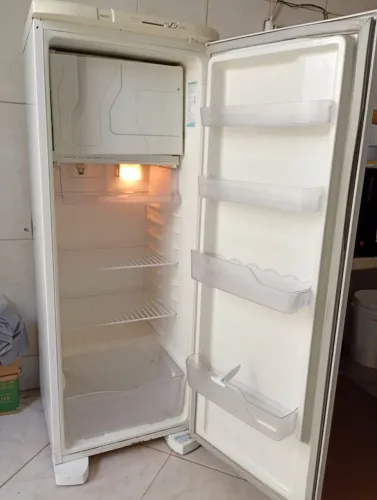 Geladeira Eletrolux