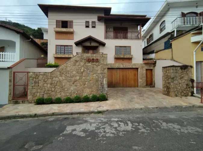 Casas Padrão em Poços de Caldas