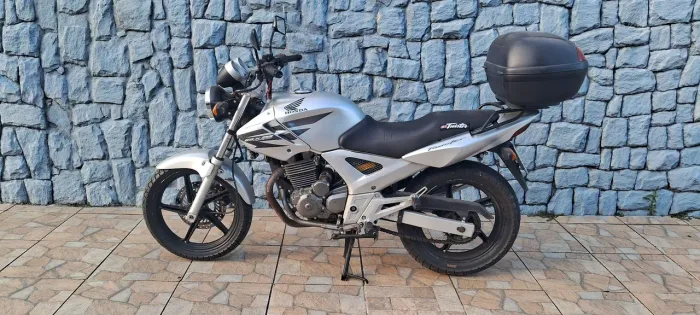 CBX TWISTER 250CC