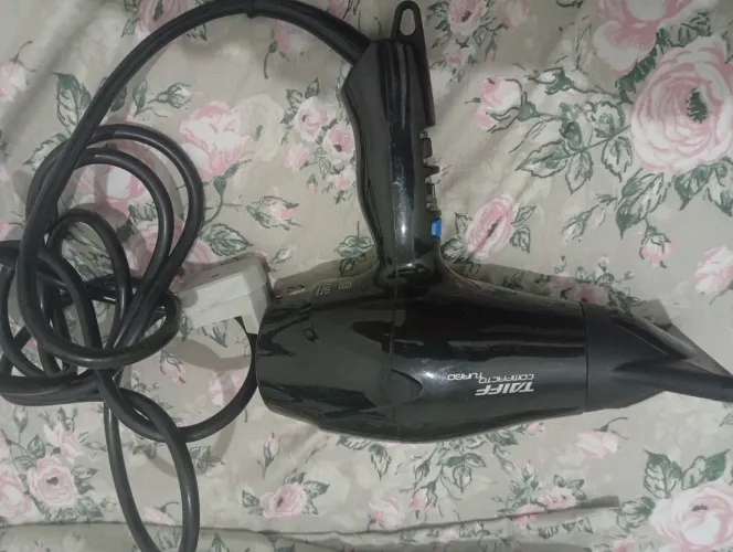 Secador de cabelo TAIFF 