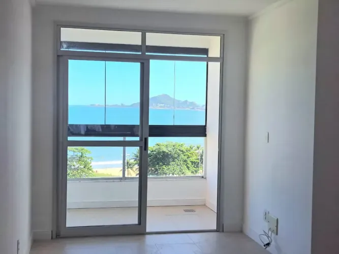 Oportunidade! 3 quartos frente para o mar de Camburi