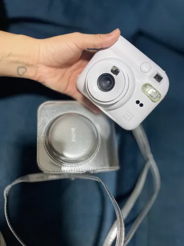 Câmera instax mini