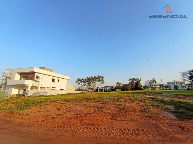 Terreno à venda, 450 m² por R$ 55.000,00 - Condomínio Ninho Verde II - Pardinho/SP