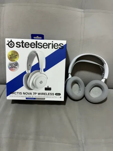 Headset Arctis Series Nova 7p