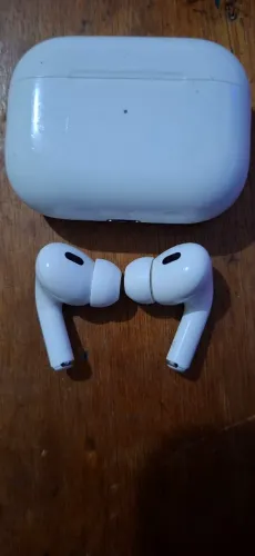 Airpods Pro 2° geração (Lightning) original.