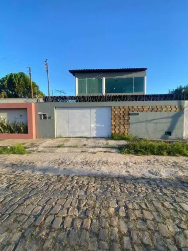 Casa duplex com 5 suítes e piscina à venda no Vale Quem Tem