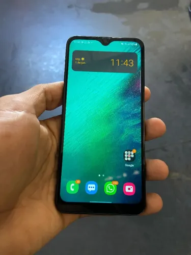 Samsung A20