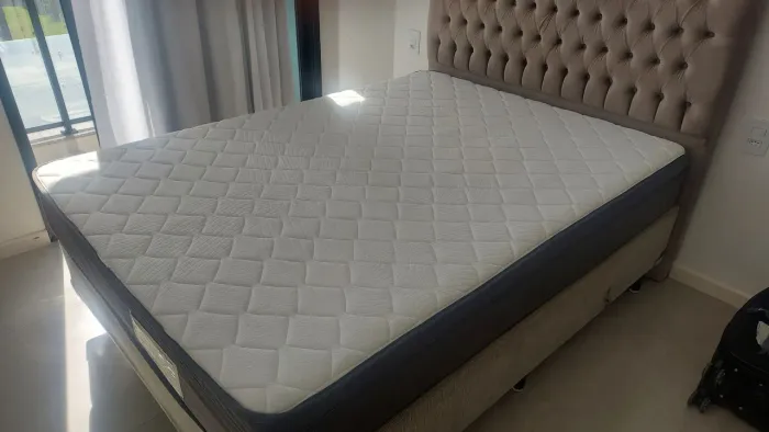 Vendo novíssimo colchão casal Mannes/Pikolin