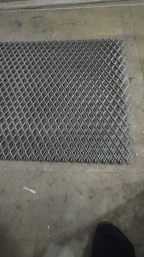 Tela expandida