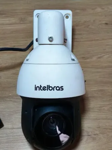 Câmera Speed Dome Intelbras VIP 3225 SD IR IA