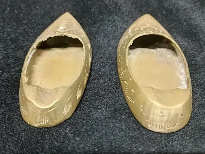Par de Cinzeiros indianos em Bronze