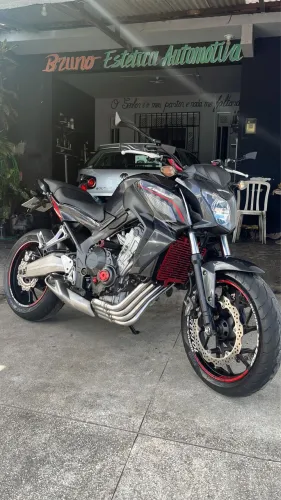 Vendo ou troco CB 650 F moto do meu agrado
