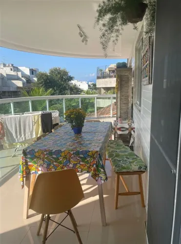 Apartamento 3 quartos, sendo 1 suíte