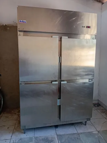 Refrigerador repositor