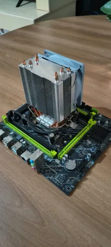 Kit Xeon E5 2680 V4 + Placa mãe x99 P4