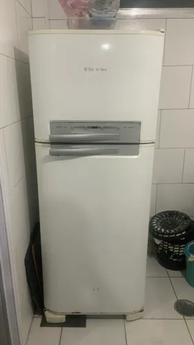 Geladeira 220V