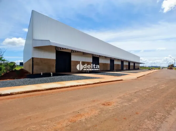 Galpão disponível para locação e venda no bairro Loteamento Centro Empresarial Leste I em