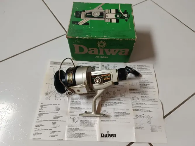 Molinete Daiwa AS9050
