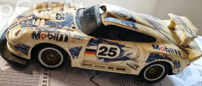 Vendo carro de brinquedo.