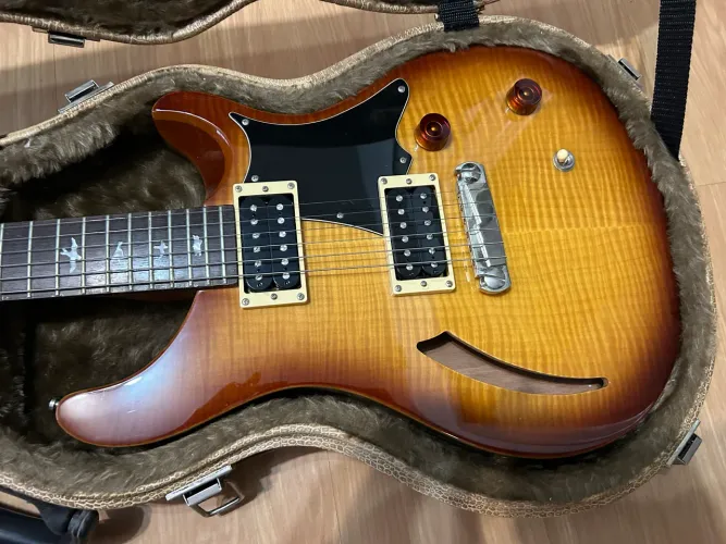 GUITARRA PRS SE CUSTOM SEMI HOLLOW 22