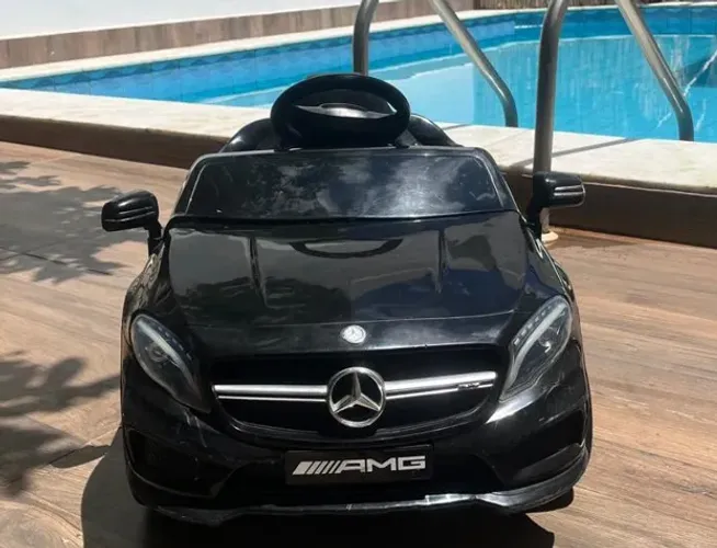 CARRO ELETRICO INFANTIL MERCEDES AMG BLACK