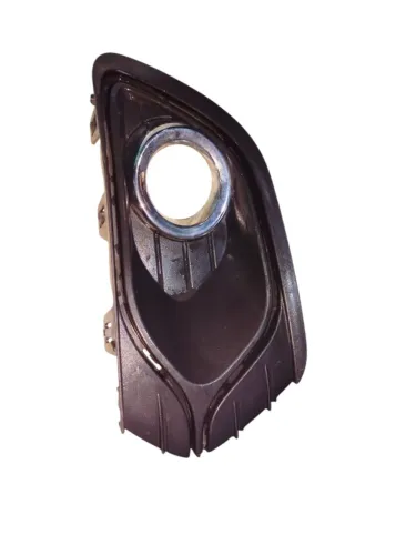 Moldura Farol Milha Dianteiro Direito Renault Sandero 2014 Direito