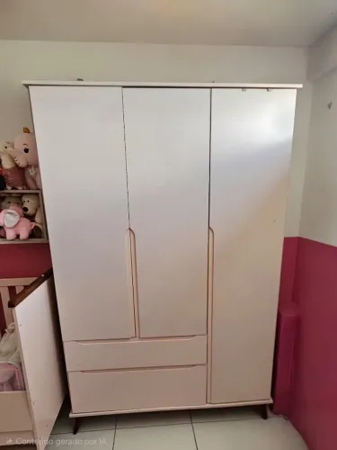Guarda roupa infantil