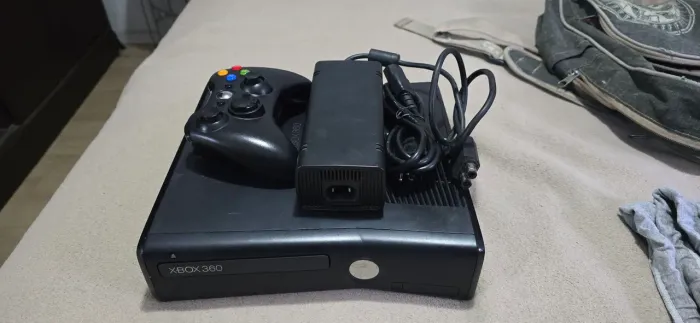 Xbox 360 Slim RGH 3.0 com hd