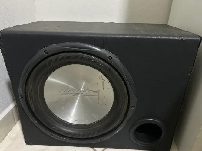 Caixa subwoofer 12?