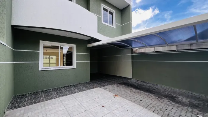 Sobrado, 4 quartos, 2 suítes, atico, 5 vagas a venda no Uberaba Curitiba
