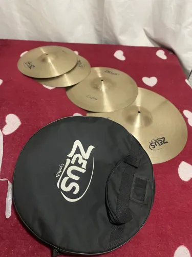 Kit de pratos Zeus Custom Set ?C?