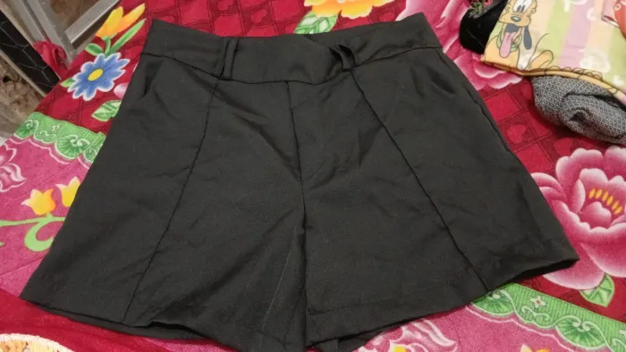 Roupas semi novas