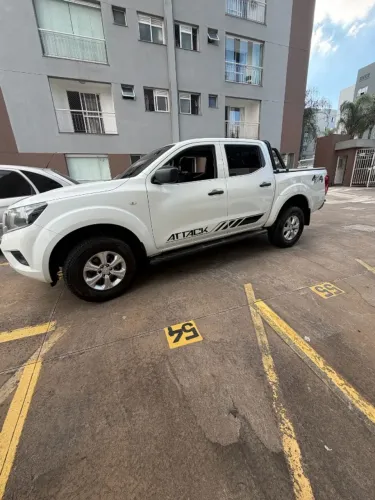 Nissan Frontier S CD 4X4 2.3 TB Diesel Mec. 2021