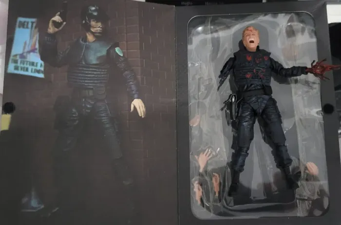 Boneco robocop Alex murphy neca action figure policial filme