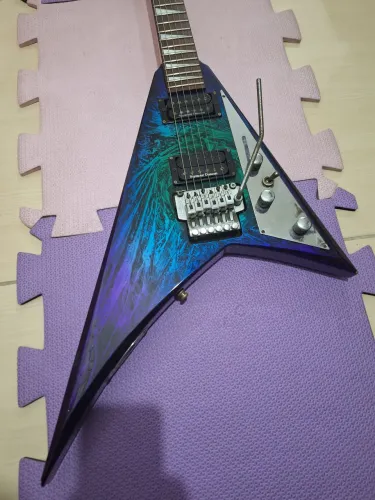 Guitarra Jackson RR3 pintura eerie dess swirl