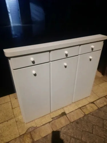 Vendo gabinete d banheiro