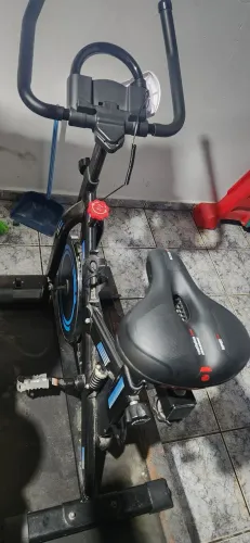 Bicicleta Ergometrica Profissional Spinning Inércia Pro 15kg até 150kg