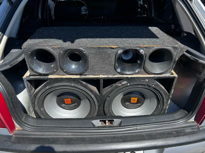 Som automotivo de qualidade, preço pra ir logo