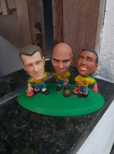 Bonecos da coca da copa 1998