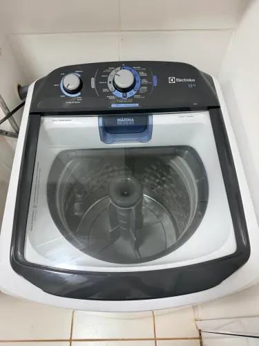 Máquina de Lavar Electrolux 13kg LDA13 - Apenas 6 Meses de Uso