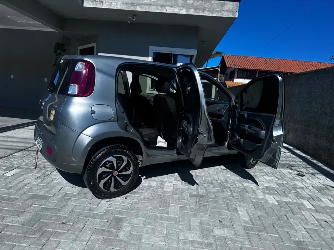 Fiat Uno Vivace Celeb. 1.0 EVO F.flex 8V 5P 2014