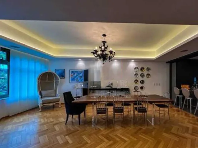 Apartamento : / Residencial / Leblon