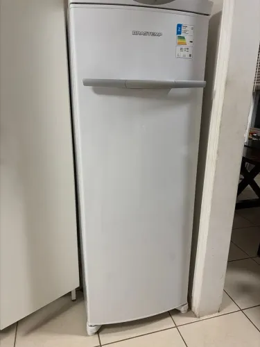 Geladeira e freezer