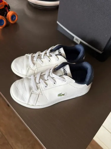 Tênis menino infantil Lacoste Tamanho 25
