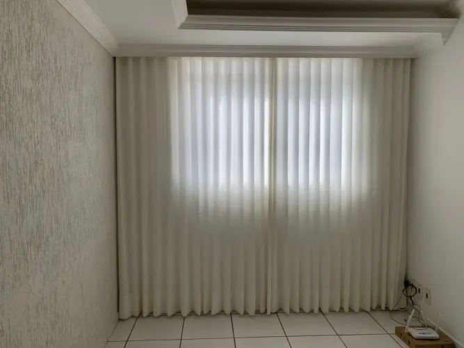 Cortina off white em linho - feita sob medida: 2,60m X 2,60m