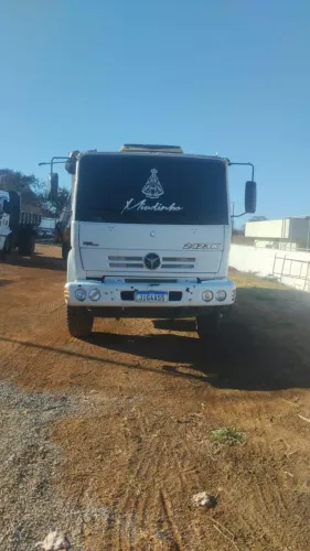 CAMINHÃO CAÇAMBA TRUCK TRAÇADO 2423K