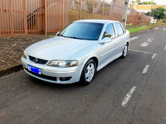 Chevrolet Vectra GLS/expres.2.2/ 2.0 E 2.0 CD 8V 2002
