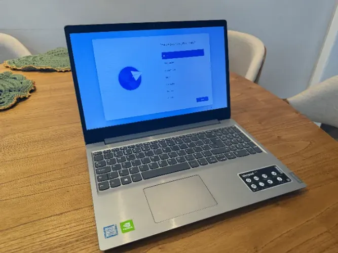Notebook Lenovo S145 i5-8265U 20GB RAM 256 SSD