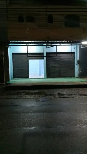 Aluga-se loja em Realengo