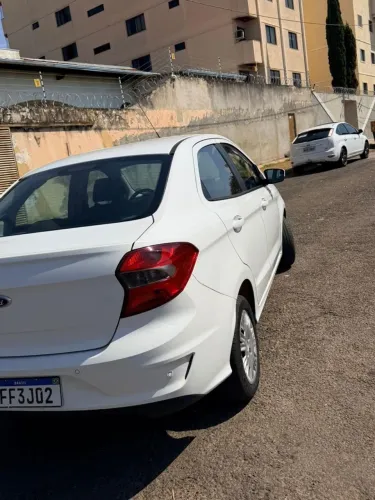 Ford KA 1.5 Sedan SE Plus 12V Flex 4P Mec. 2021